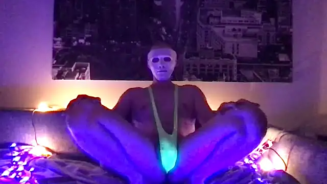 Snapshot of lucky_alfie_hng chatting on April 11, 2026, 8:24 pm lucky alfie hng online show from April 11, 2026, 8:24 pm