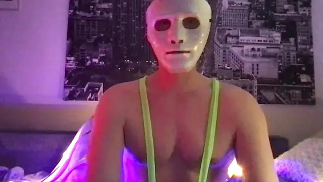 Snapshot of lucky_alfie_hng chatting on April 12, 2026, 6:46 pm lucky alfie hng online show from April 12, 2026, 6:46 pm