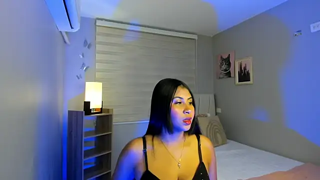 Snapshot of noa_joness chatting on May 4, 2026, 8:27 pm noa joness online show from May 4, 2026, 8:27 pm