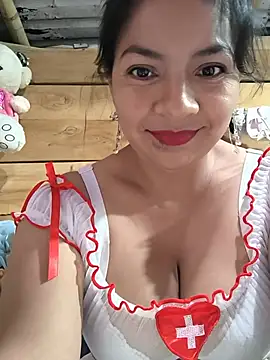 Tamaraxxx hot online show from June 21, 2026, 12:02 am