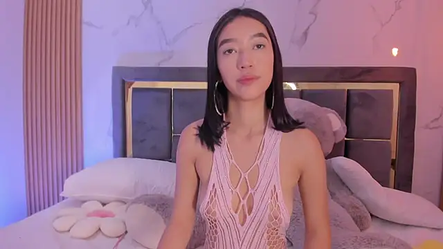 Iam Milly  online show from April 28, 2026, 2:27 am