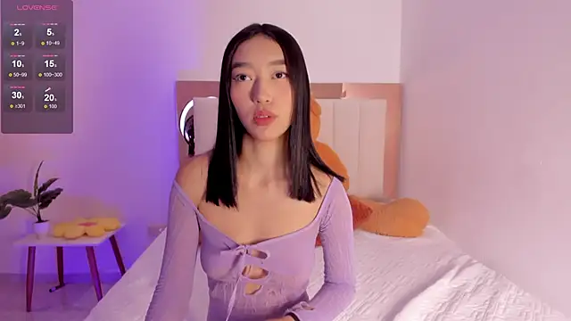 Iam Milly  online show from May 11, 2026, 8:50 pm