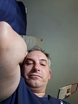 Snapshot of Piotr481 chatting on May 28, 2026, 5:49 am Piotr481 online show from May 28, 2026, 5:49 am