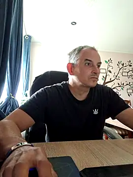 Piotr481 online show from July 24, 2026, 3:32 pm