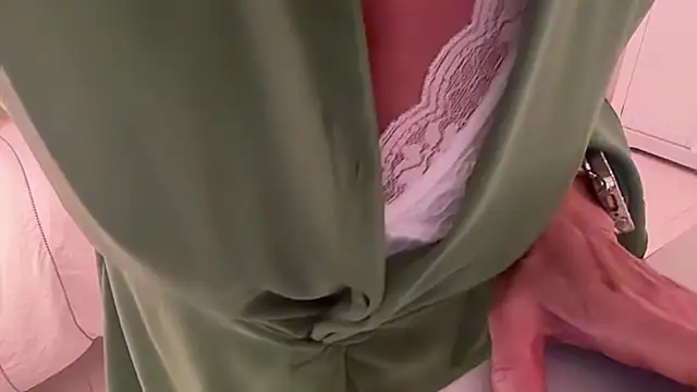 NaughtyMonicaUK online show from April 29, 2026, 6:28 am
