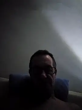 loulouferrari online show from April 27, 2026, 9:02 pm