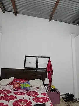 Snapshot of LuluDream chatting on June 3, 2026, 2:36 am LuluDream online show from June 3, 2026, 2:36 am