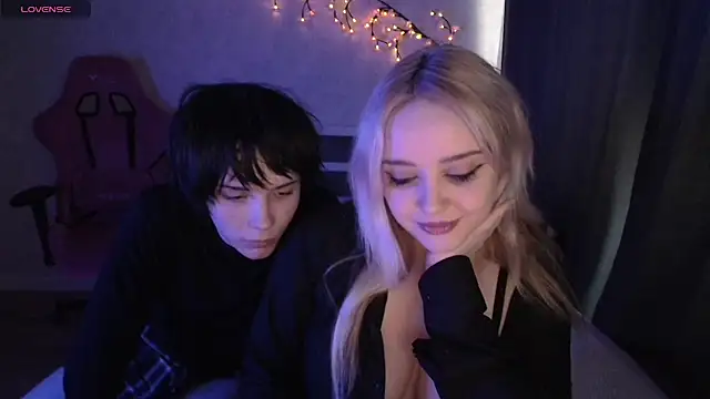 ScallyMilana online show from April 23, 2026, 6:47 am