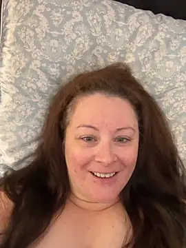 NeedyKitty47 online show from April 14, 2026, 11:05 am