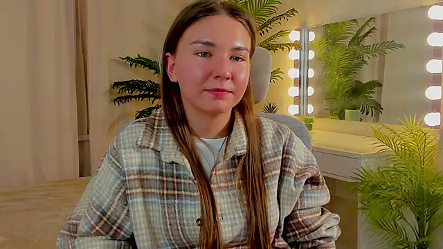 KimberRunyons online show from April 17, 2026, 4:10 pm