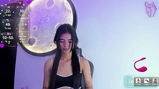 luna-bella  online show from June 2, 2026, 5:53 am
