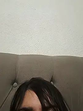 Luna-elle online show from April 14, 2026, 1:39 pm