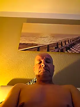 mannohmann5 online show from June 20, 2026, 5:54 am