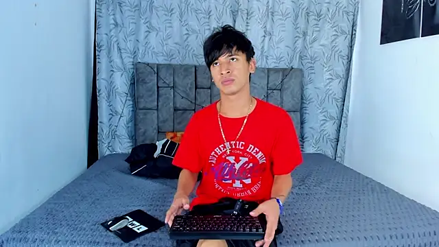 IhanKing online show from June 11, 2026, 6:50 pm