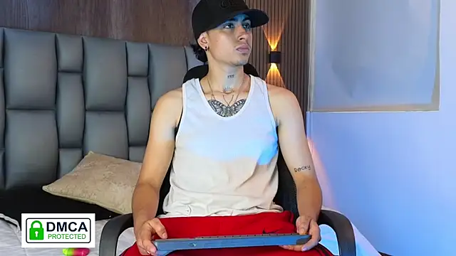 Snapshot of mohamed_malik chatting on April 23, 2026, 1:02 pm mohamed malik online show from April 23, 2026, 1:02 pm