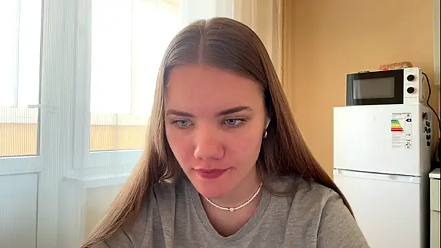 doana bebriti online show from May 19, 2026, 11:16 am