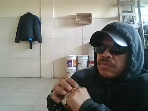 Snapshot of Oskr2024XXX chatting on January 11, 2025, 6:44 pm Oskr2024XXX online show from January 11, 2025, 6:44 pm