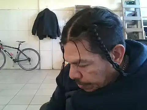 Snapshot of Oskr2024XXX chatting on March 12, 2025, 8:31 pm Oskr2024XXX online show from March 12, 2025, 8:31 pm