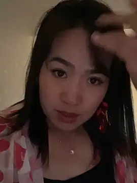 laolao2588 online show from April 16, 2026, 4:13 am