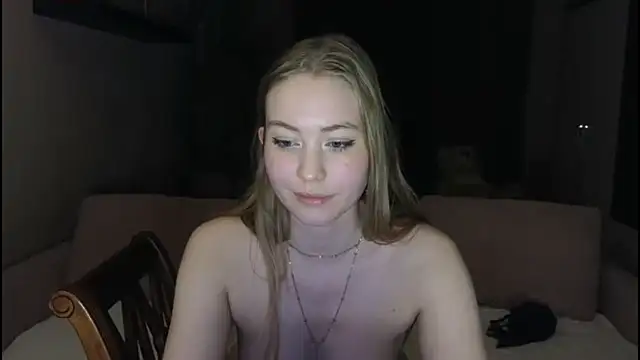 brandaanyy online show from April 14, 2026, 7:58 am