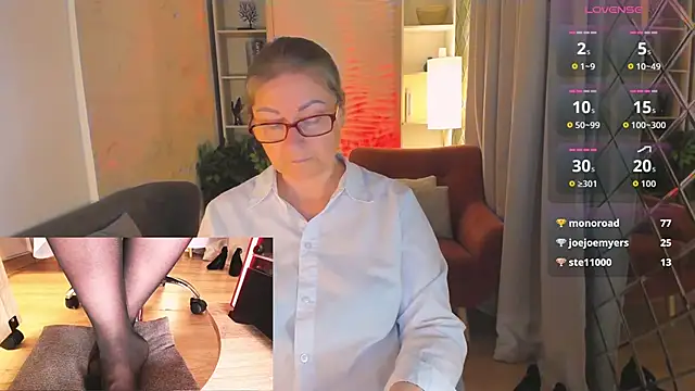 Alexandra Kind online show from June 22, 2026, 3:25 am