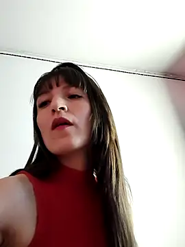 Snapshot of tina_sussy chatting on April 23, 2026, 1:35 pm tina sussy online show from April 23, 2026, 1:35 pm