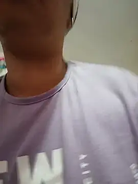 Snapshot of SOFIA-11_ chatting on July 21, 2026, 6:21 pm SOFIA-11 online show from July 21, 2026, 6:21 pm