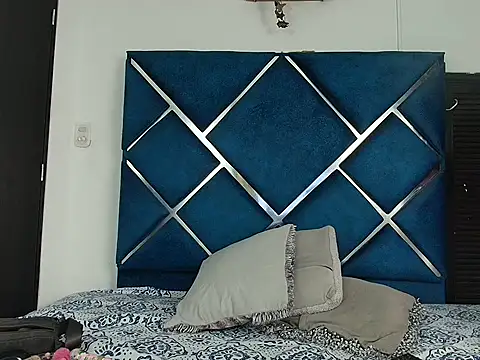 Snapshot of EdwinBoys chatting on April 16, 2026, 1:01 pm EdwinBoys online show from April 16, 2026, 1:01 pm