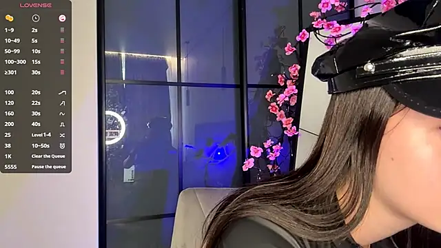 Rose Retslav online show from June 13, 2026, 1:09 pm