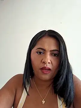 Snapshot of Ayla_Phone chatting on April 18, 2026, 7:40 pm Ayla Phone online show from April 18, 2026, 7:40 pm