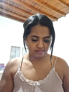 Snapshot of Ayla_Phone chatting on April 29, 2026, 3:54 am Ayla Phone online show from April 29, 2026, 3:54 am