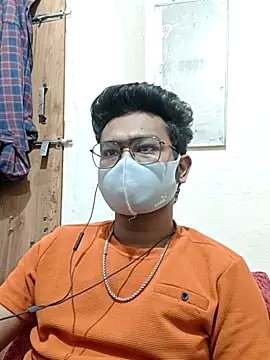 Snapshot of hot_boy995 chatting on May 4, 2026, 7:48 am hot boy995 online show from May 4, 2026, 7:48 am