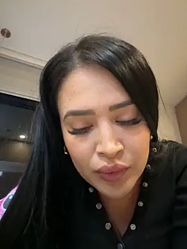 Snapshot of Sara_fun chatting on January 15, 2025, 2:27 am Sara fun online show from January 15, 2025, 2:27 am