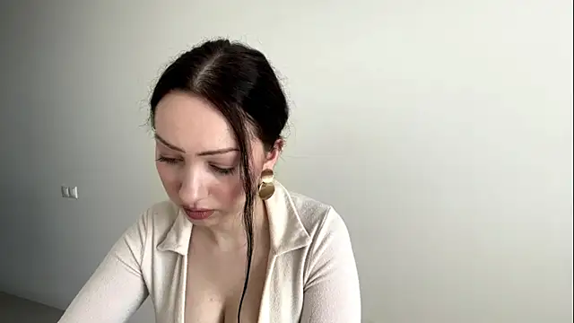 Snapshot of Meow_Alika chatting on June 11, 2026, 12:03 pm Meow Alika online show from June 11, 2026, 12:03 pm