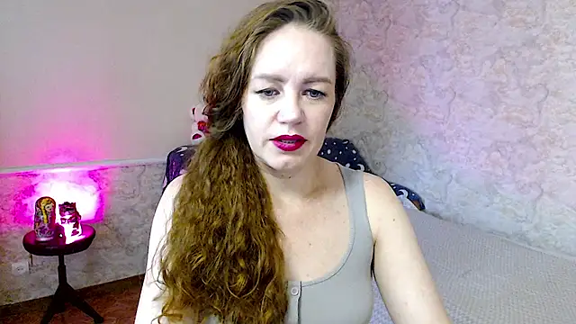 Fern Lust online show from July 10, 2026, 9:34 am