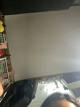 pinkouou online show from April 15, 2026, 2:46 pm