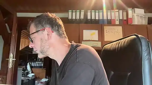 o florian o1 online show from June 3, 2026, 5:21 am