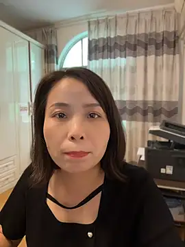 lisha521 online show from June 25, 2026, 6:18 am