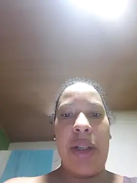 DivaCaliente1 online show from May 9, 2026, 4:45 pm
