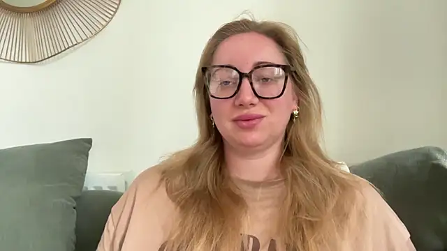 arielsweetieee online show from June 11, 2026, 6:22 am