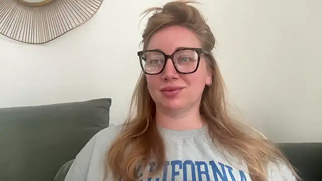 arielsweetieee online show from June 28, 2026, 8:53 am