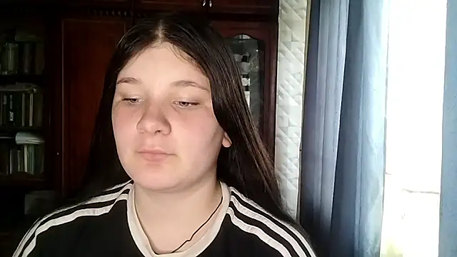 BeatriceMolands online show from May 20, 2026, 10:54 am