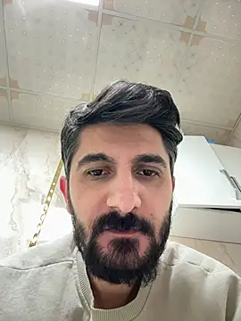 fatihbry657 online show from April 24, 2026, 10:18 am