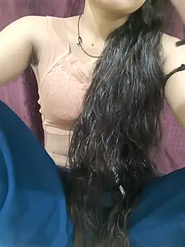 Riya rani7 online show from July 4, 2026, 3:07 pm