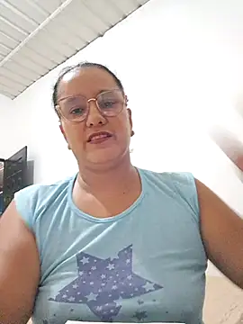 Snapshot of Samanta-42 chatting on April 29, 2026, 4:00 pm Samanta-42 online show from April 29, 2026, 4:00 pm