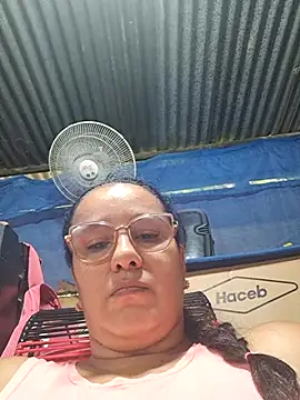 Snapshot of Samanta-42 chatting on May 1, 2026, 1:26 pm Samanta-42 online show from May 1, 2026, 1:26 pm