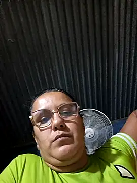 Snapshot of Samanta-42 chatting on July 8, 2026, 4:06 am Samanta-42 online show from July 8, 2026, 4:06 am