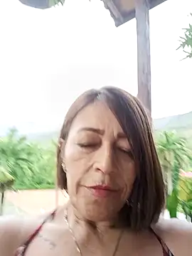 Jein Palacios online show from May 6, 2026, 8:14 pm