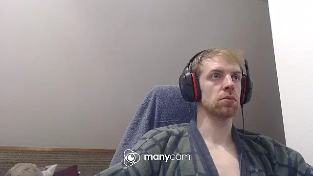 Milkyman7 online show from November 26, 2025, 8:32 pm