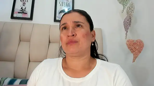 anastassiaa 57 online show from May 14, 2026, 10:33 am